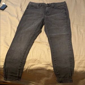 Universal thread black jeans.